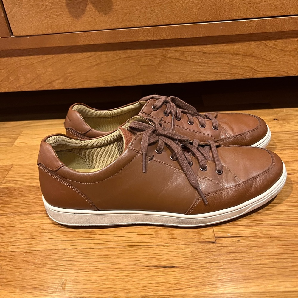 Cole Han brown leather shoes size 10.5